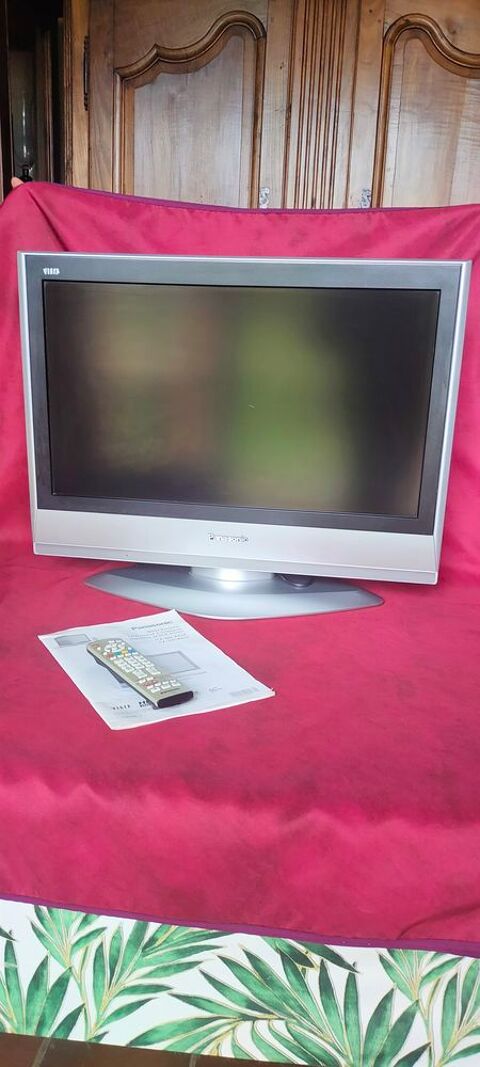 TV Panasonic 26  avec tlcommande  45 Avermes (03)
