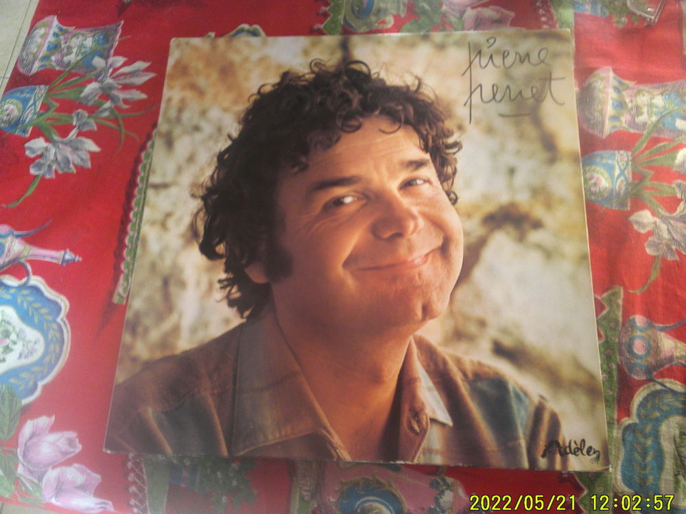 Album . 33 Tours de : PIERRE PERRET 