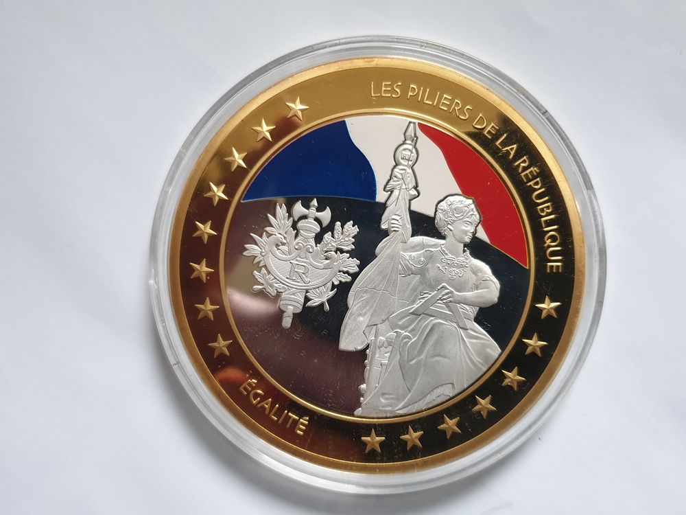 M&eacute;daille Les piliers de la R&eacute;publique &eacute;galit&eacute; 