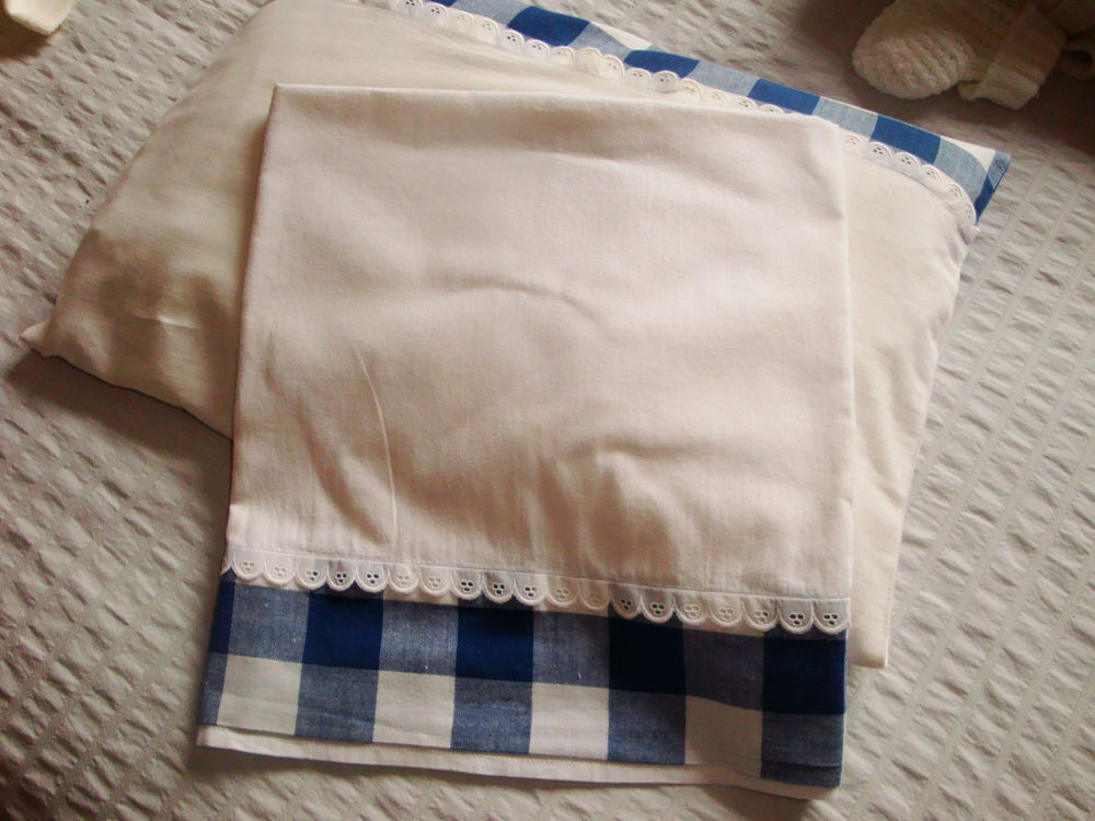 Set 4 pi&egrave;ces pour lit de b&eacute;b&eacute; Vêtements enfants