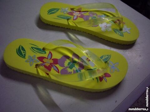 Tongs Jaune pointure 39 -neuves � 2 � 2 Bouxwiller (67)