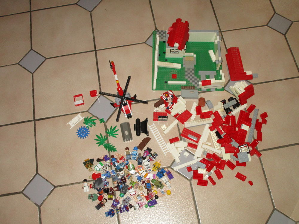 LEGO BRIQUE HELICOPTERE MAISON Jeux / jouets