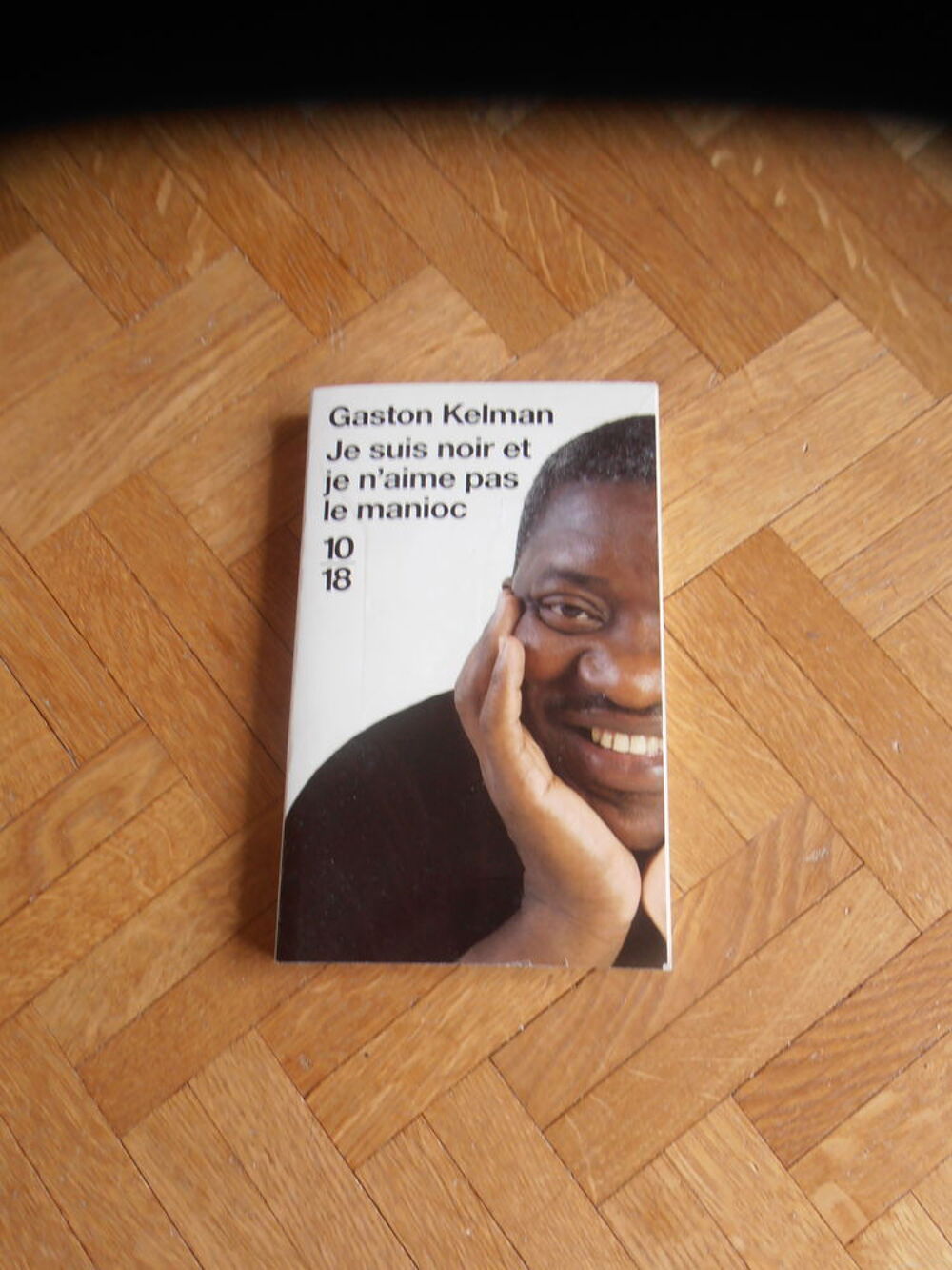 Je suis noir et je n'aime pas le manioc (89) Livres et BD