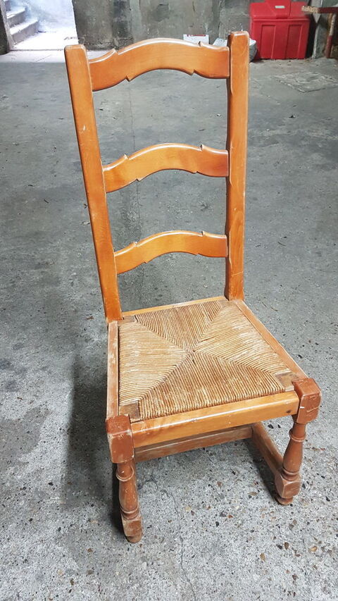 Chaise en bois 20 Meudon (92)