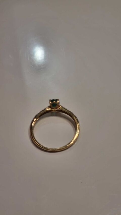 Bague or jaune meraude 490 Tournefeuille (31)