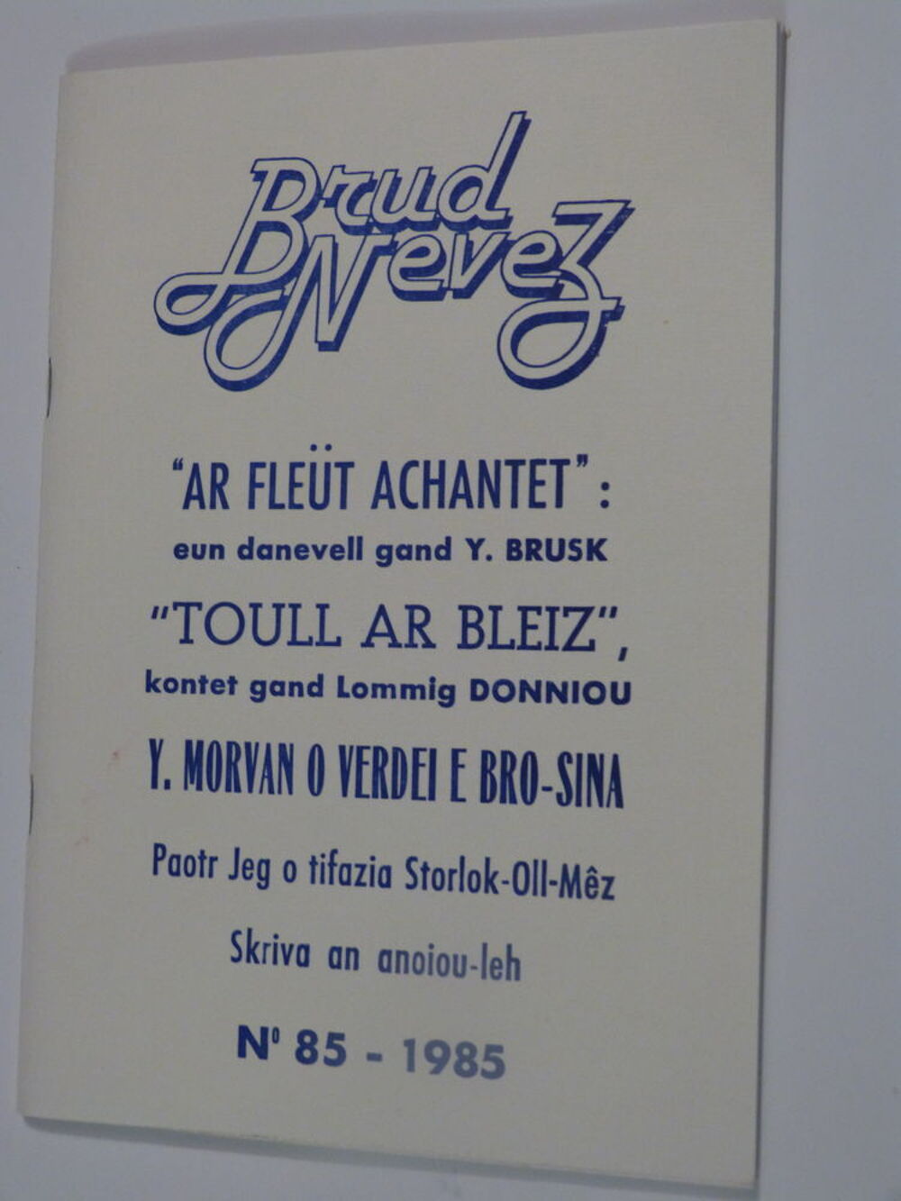 BRUD NEVEZ N&deg; 85 livre &eacute;crit en BRETON Livres et BD