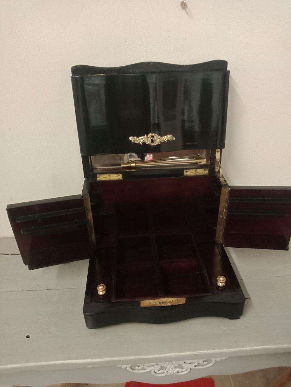 Coffret Napol&eacute;on &agrave; bijoux 19&eacute;me Meubles