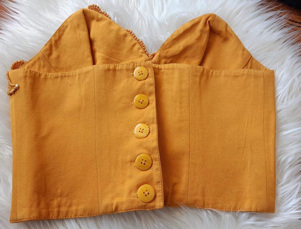 Bustier jaune moutarde doubl&eacute; empi&egrave;cement brod&eacute; taille 38 Vêtements