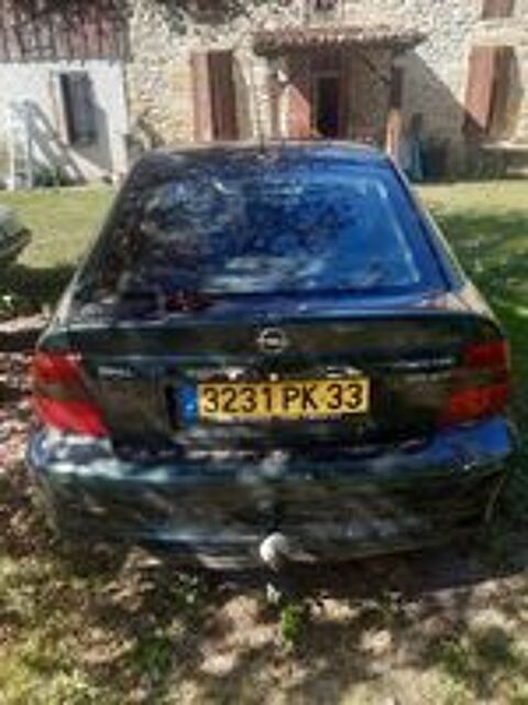 Annonce voiture Opel Vectra 2000 