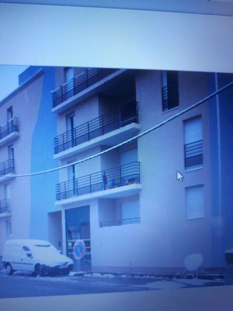  Appartement  louer 3 pices 49 m Vnissieux