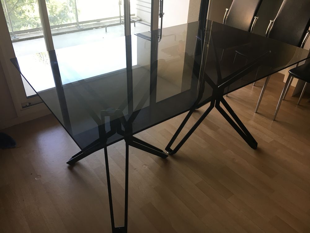 Table en verre tremp&eacute; 130e Meubles