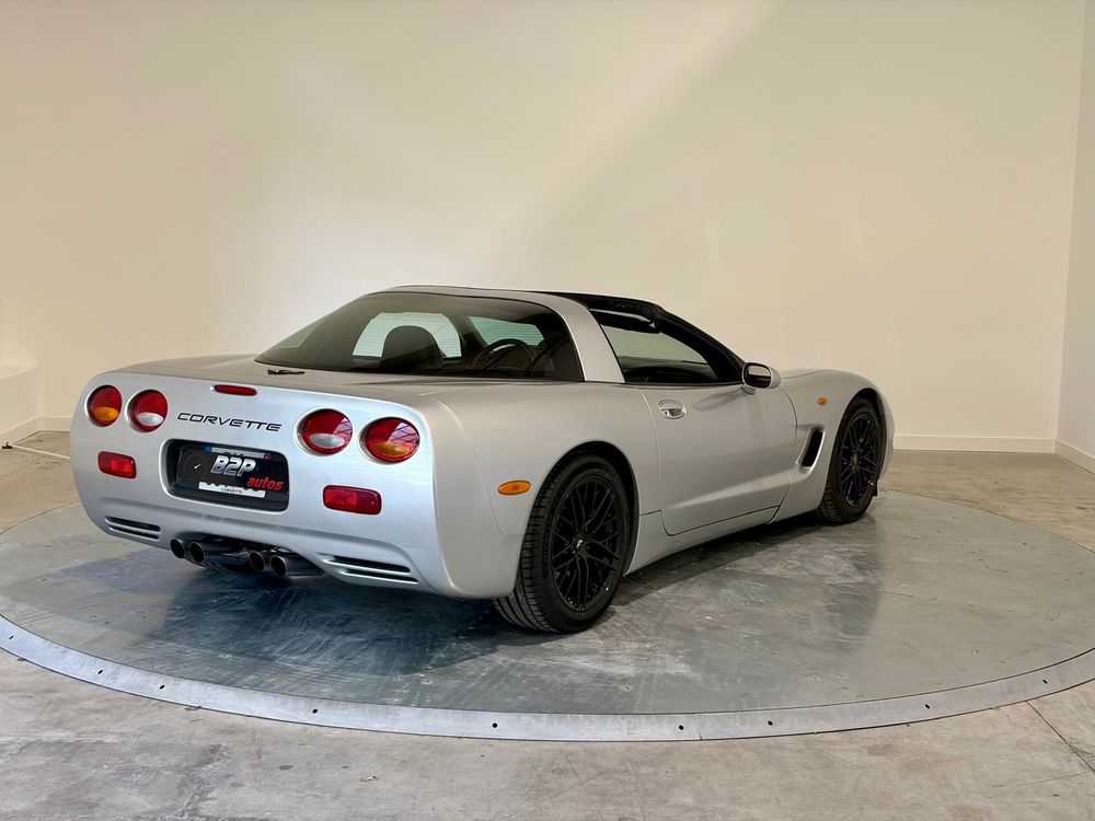 Corvette Coup&eacute; 5.7 V8 A 1998 occasion 30132 Caissargues
