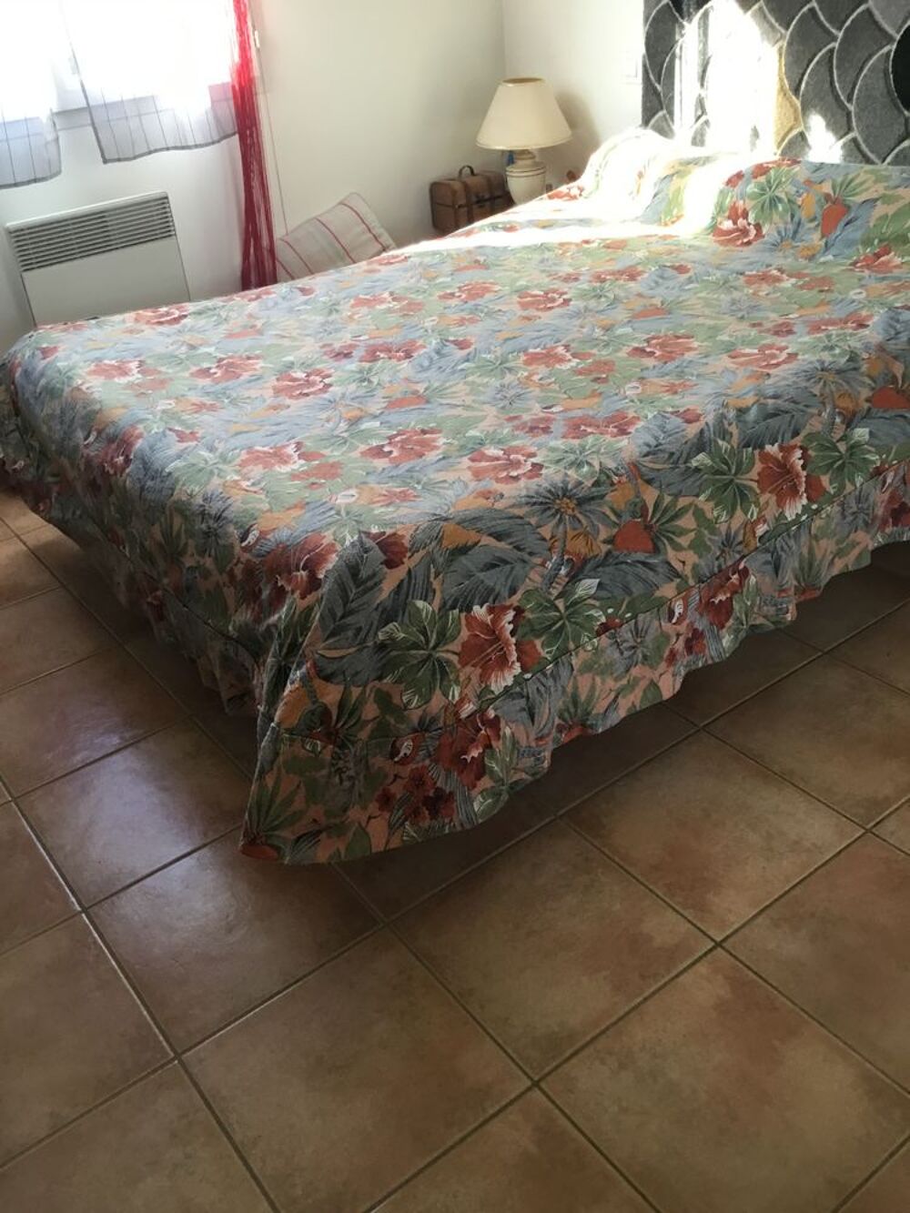 Couvre lit en coton fleuri pour 2 personnes tr&egrave;s Bon &eacute;tat Décoration