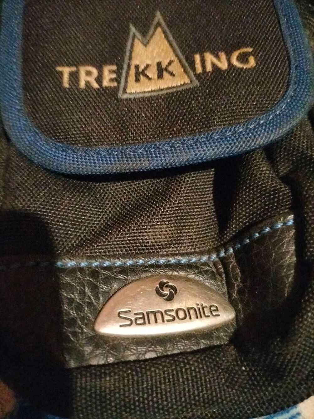 Sacoche appareil photo trekking Samsonite waterproof tr&egrave;s bo Maroquinerie