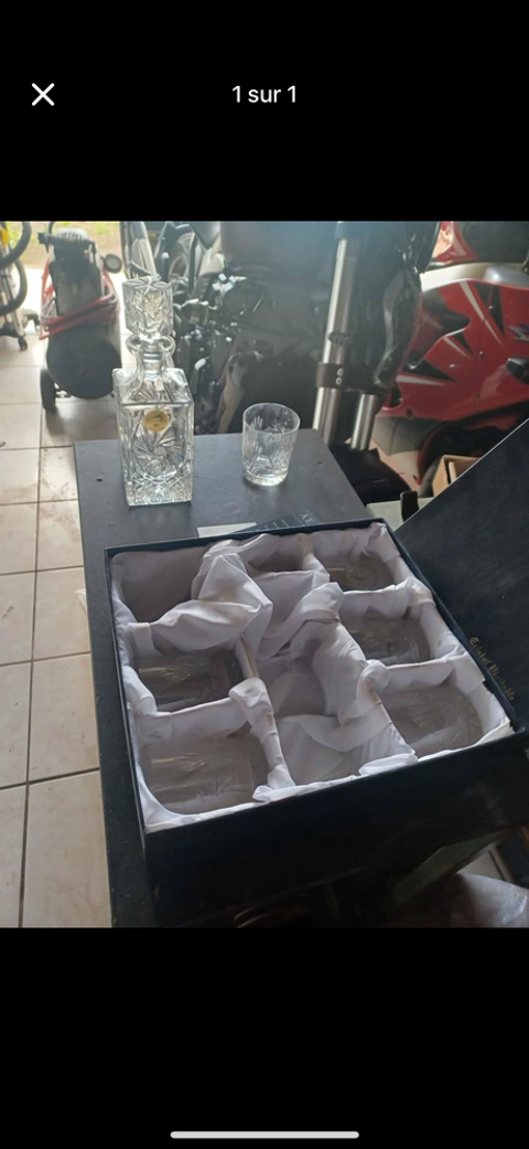 Service en cristal  200 Plo�rmel (56)