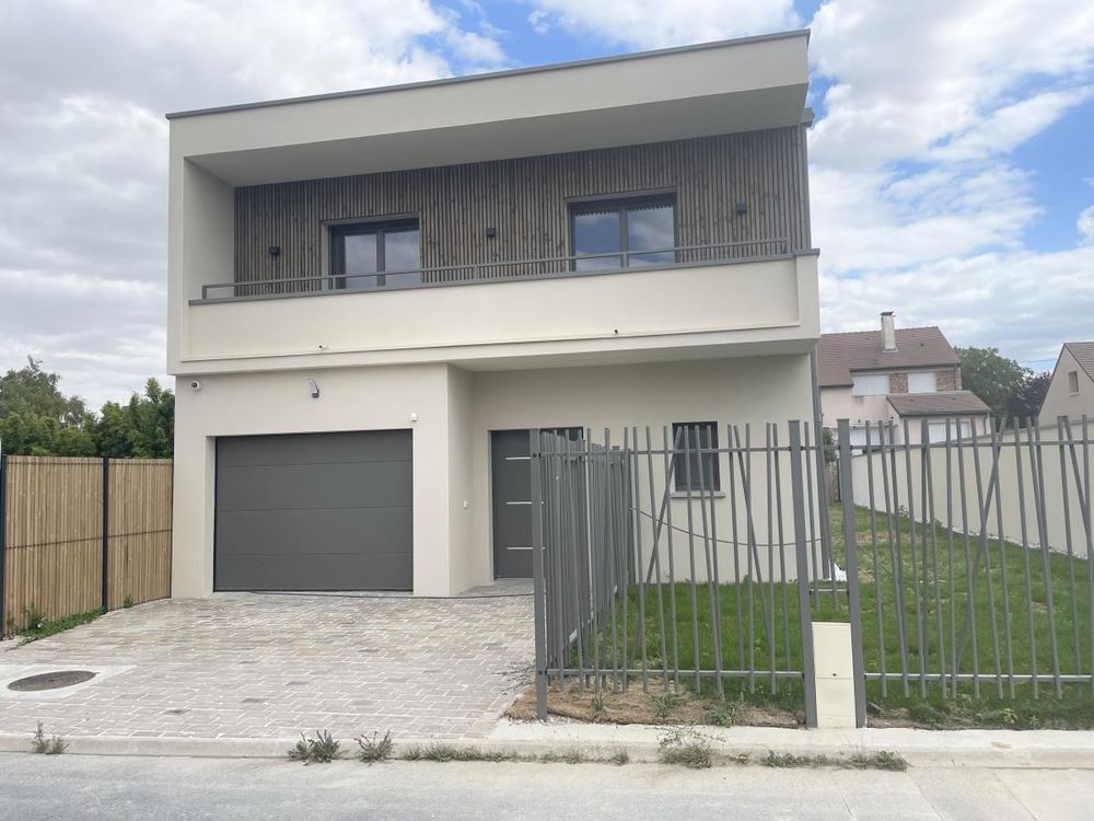 à vendre  Maison Cormontreuil (51350)
