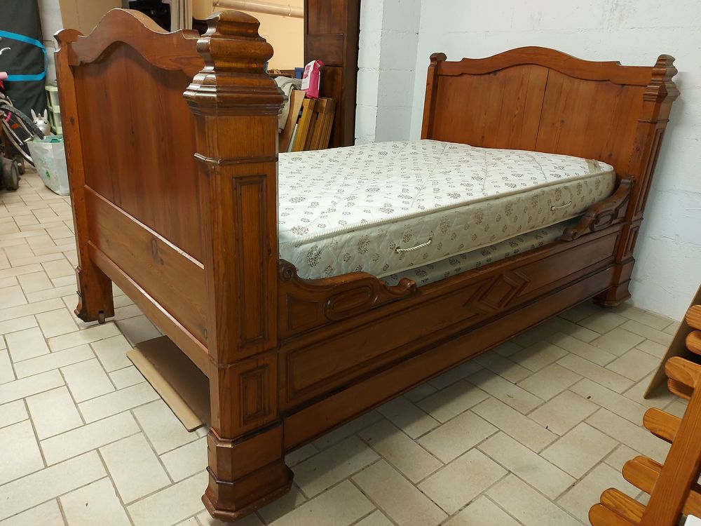 LIT BATEAU ARTISANAL NORMAND EN PITCHPIN Meubles