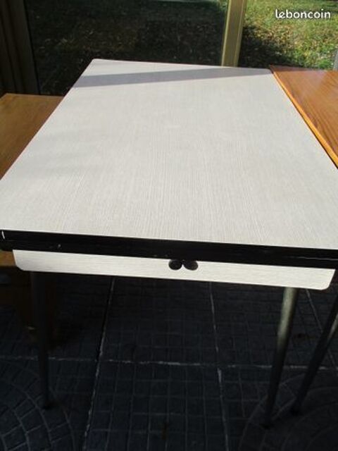 Table de salon basse en bois et autre table 10 Mérignies (59)