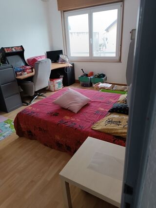  Appartement � louer 3 pi�ces 83 m�