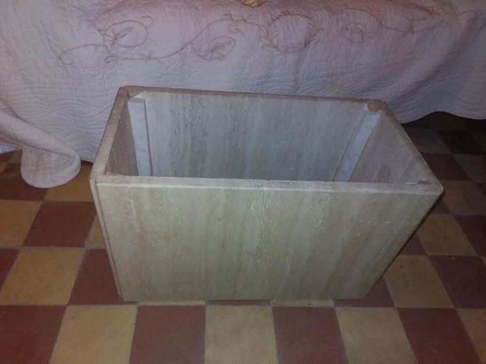 Table basse en marbre v&eacute;ritable Meubles