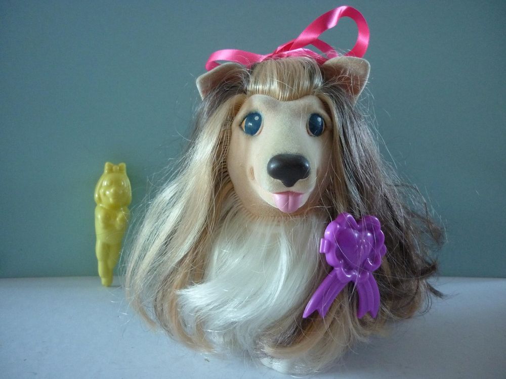 Peluche SWEETIE PUPS : chien "COLLIE" (&copy; HASBRO 1989) 20cm
Jeux / jouets