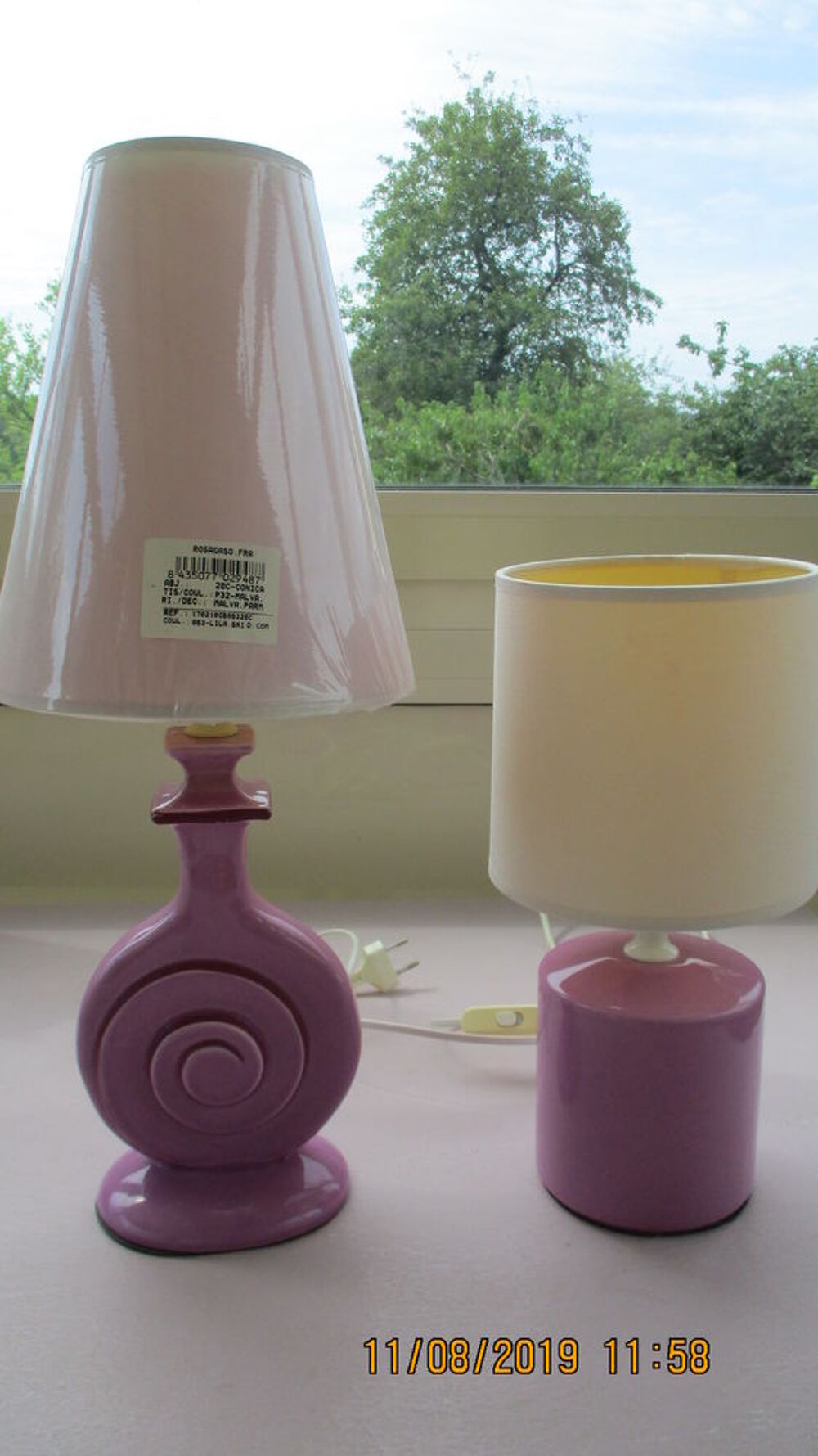 Lot 2 lampes violettes + 4 coussins Dcoration