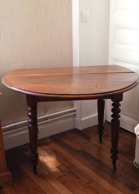 Table époque louis Philippe en Noyer massif 75 Boulogne-Billancourt (92)