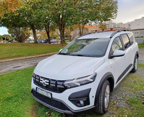 Dacia Jogger Hybrid 140 7 places Expression 2023 occasion Saint-Georges-de-Didonne 17110