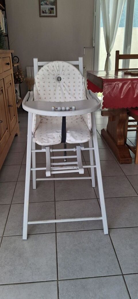 Chaise haute P�ronnas (01)