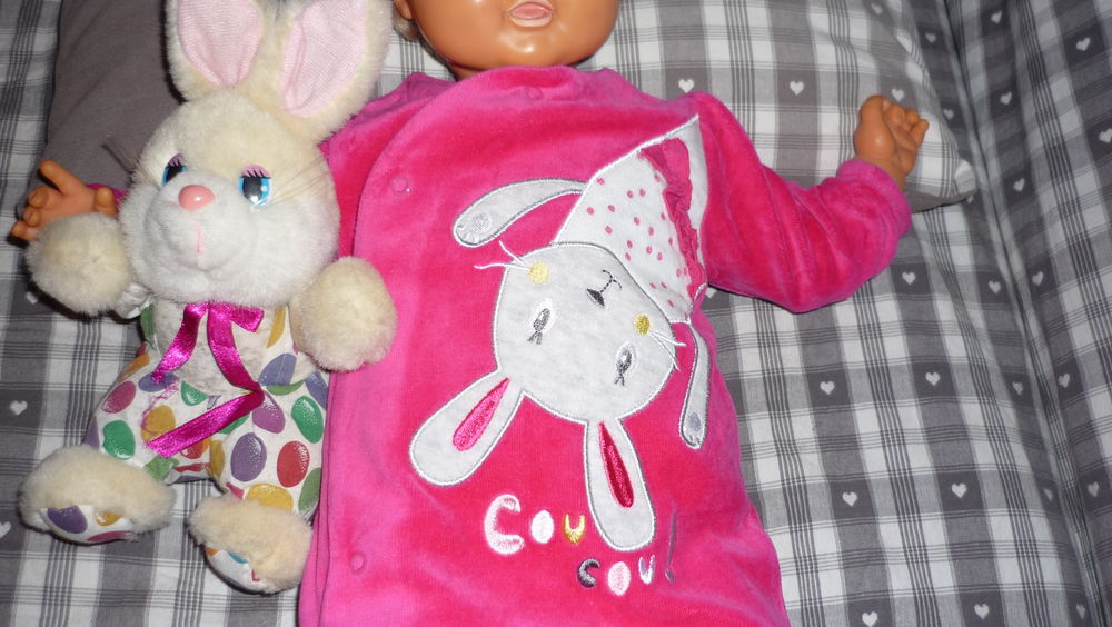 Adorable pyjama dort-bien en velours Neuf + Cadeau Puériculture