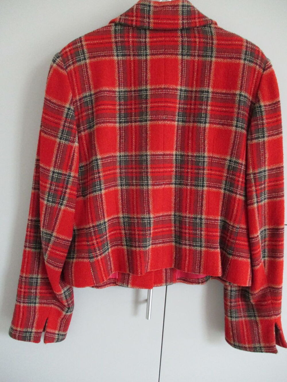 Veste laine Ir&egrave;ne Van Ryb / Capeline fourrure 1960 Vêtements