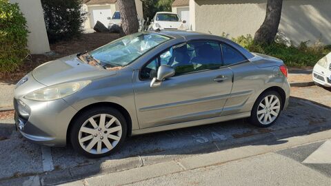 Peugeot 207 cc 1.6 HDi 16V 110ch FAP BLUE LION Fé