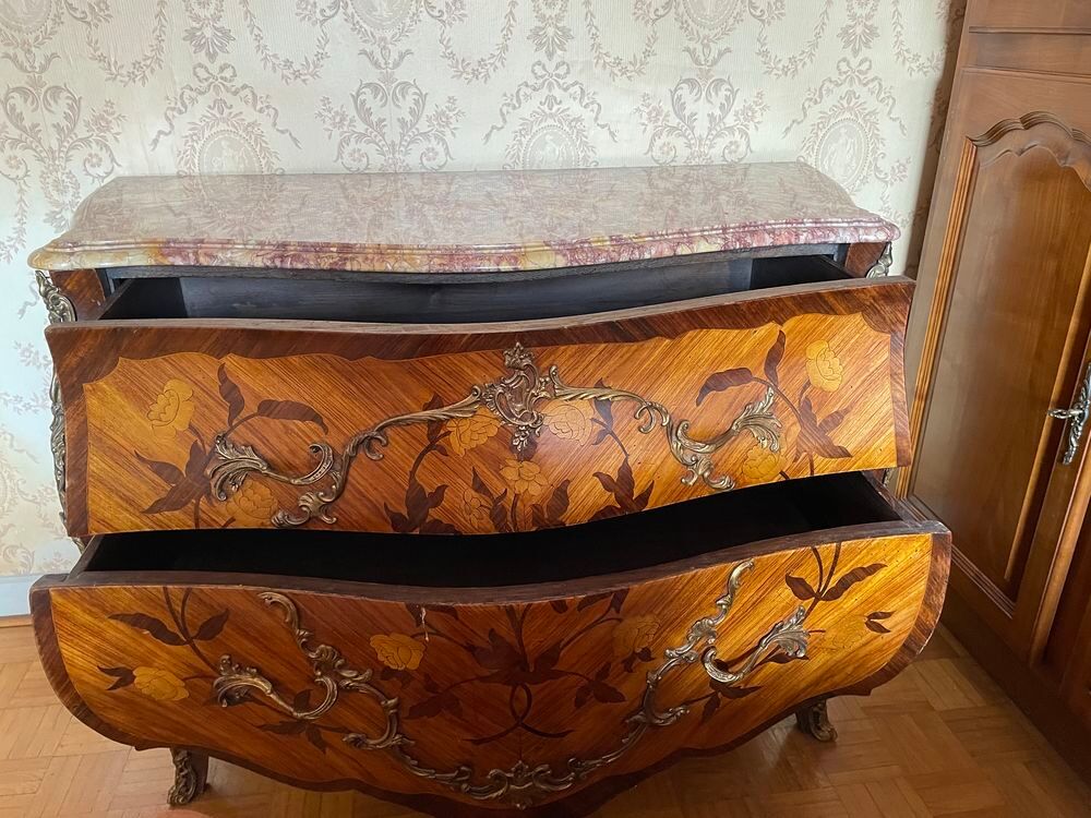 Commode Marqueterie Style Louis XV en bon &eacute;tat Meubles