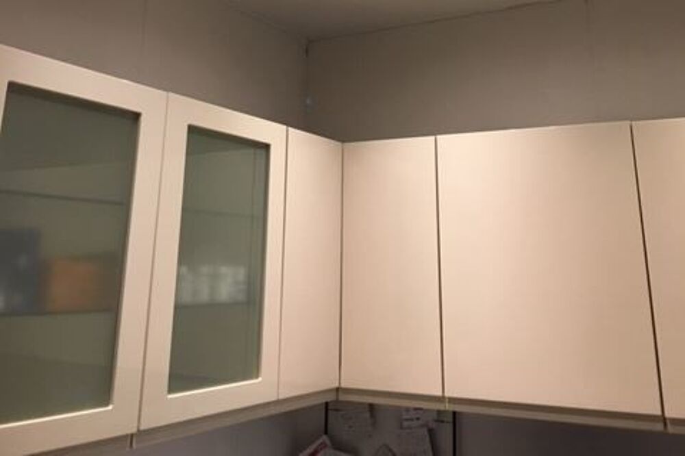 MEUBLES DE RANGEMENTS : CUISINES/BUANDERIE/BUREAU/ AUTRES Meubles
