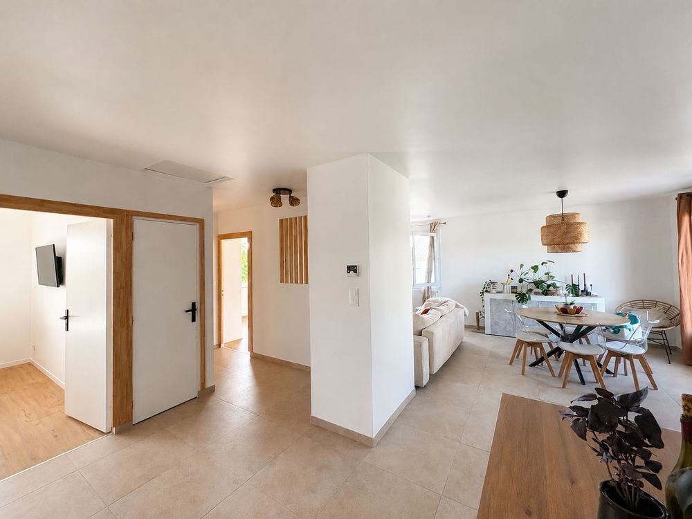 Vente Maison Maison 5 pièces 4 chambres jardin garage Riom