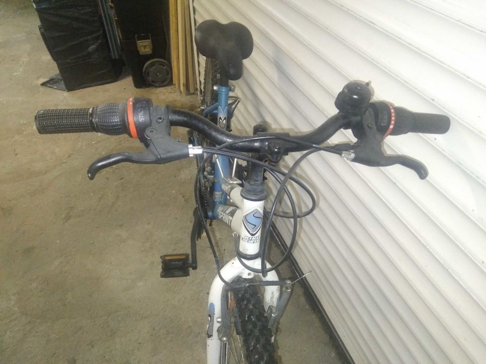 v&eacute;lo femme Sports