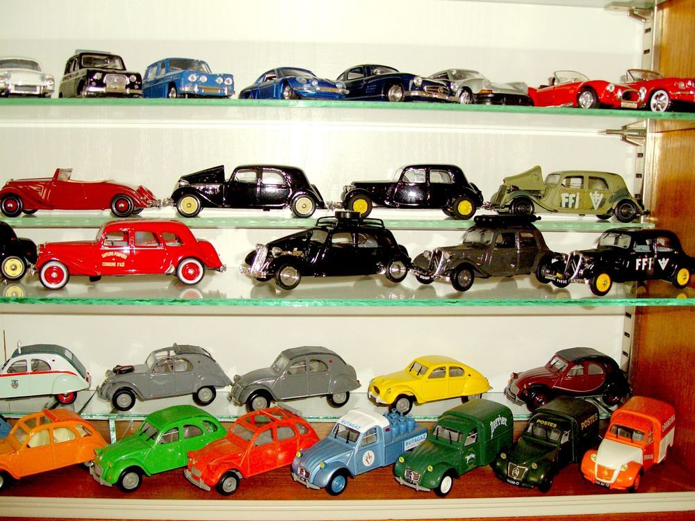 Collection vehicules miniatures 