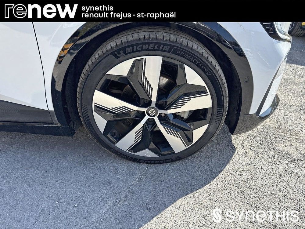 M&eacute;gane Megane E-Tech EV60 220 ch super charge Techno 2022 occasion 83600 Fr&eacute;jus