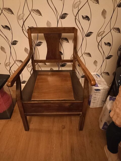 Chaise perc�e 35 Reims (51)