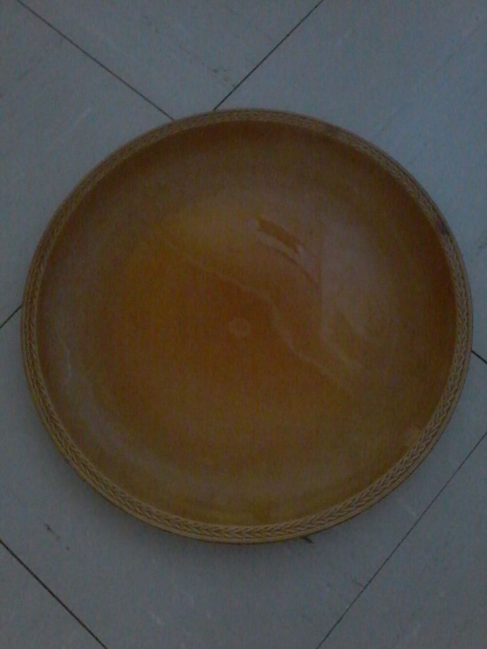 Plat rond en gr&eacute; tunisien Cuisine