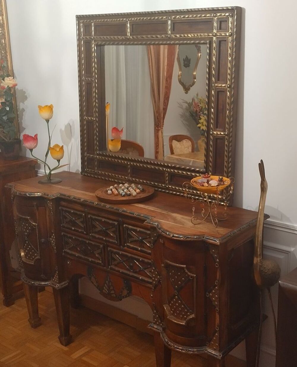 Buffet oriental en bois massif
Meubles