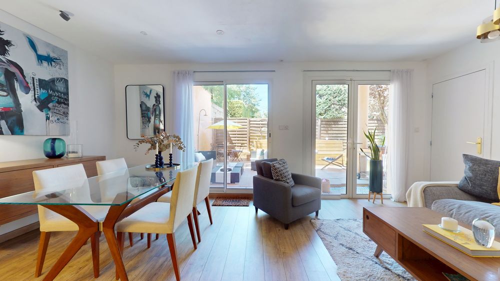 Vente Appartement 105 m2 esprit maison | Jardin privatif 65m2 | Piscine privée Lyon 9