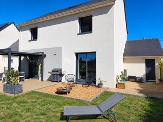 Maison 6 pièces 123 m² · à Les Garennes sur Loire · 123 m² · 299 000 €