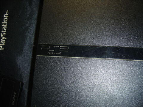PLAY STATION 2
70 Caluire-et-Cuire (69)