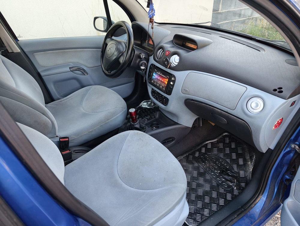 C3 1.4i Pack 2003 occasion 64140 Lons