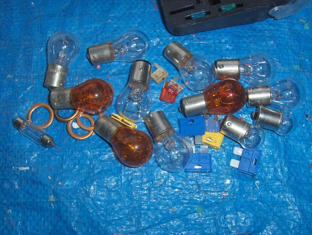 Lot d'ampoules diverses de v&eacute;hicules automobiles Bricolage