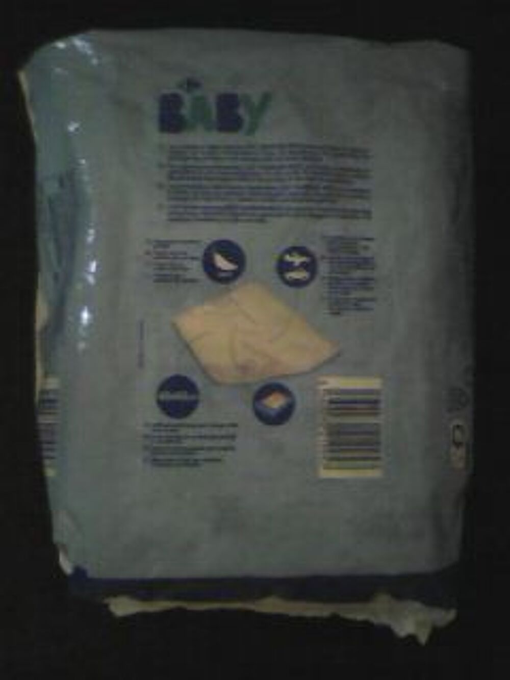 20 al&egrave;ses jetables 60x90 cm + 5 matelas &agrave; langer 60x60 cm Pu�riculture