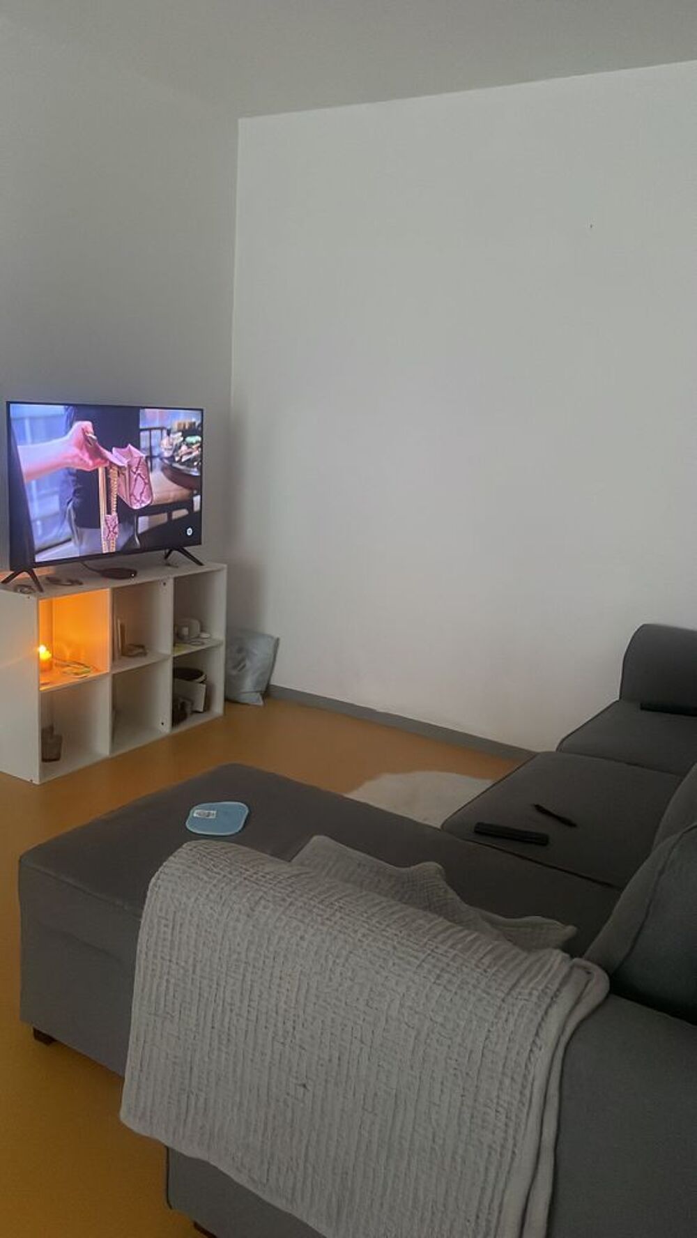 t&eacute;l&eacute;vision + meuble Meubles