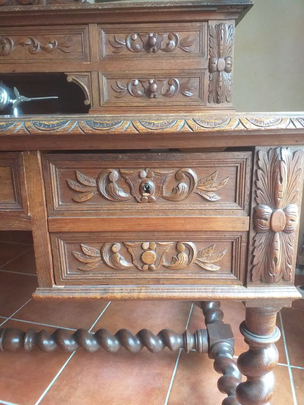 Bureau ancien style Louis XIII Meubles