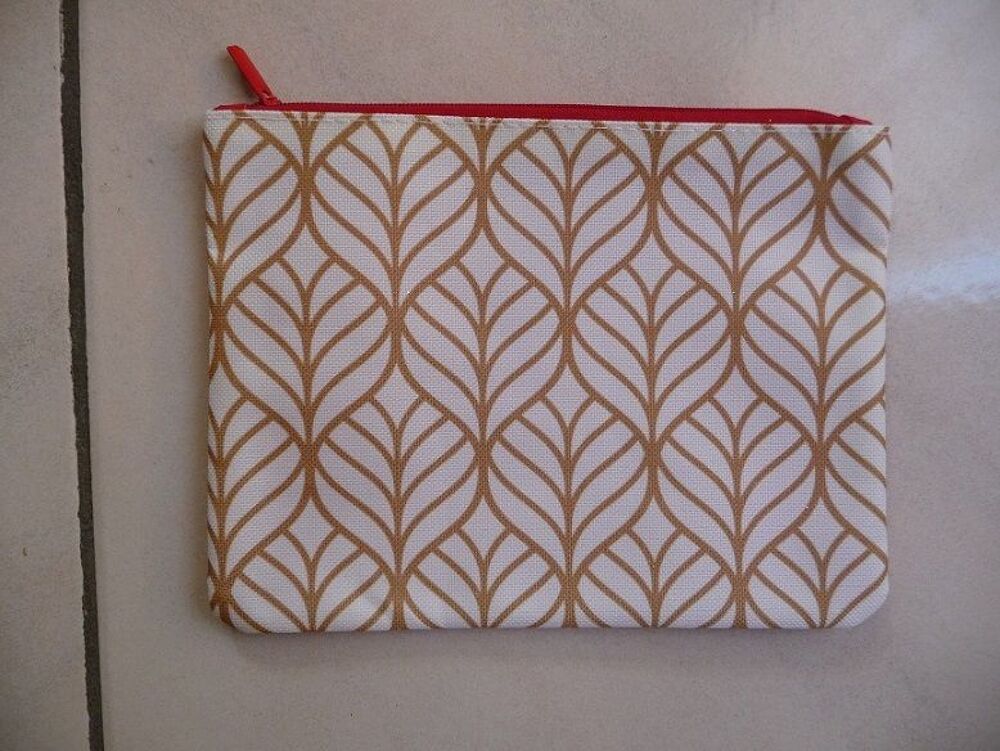 Trousse maquillage ou autre motifs couleur or NEUVE Maroquinerie